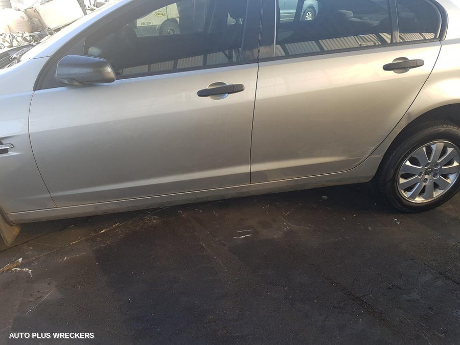 2007 Holden Commodore Right Front Window Reg Motor