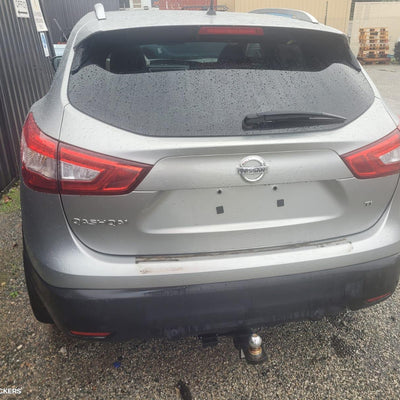 2014 Nissan Qashqai Left Front Door Window