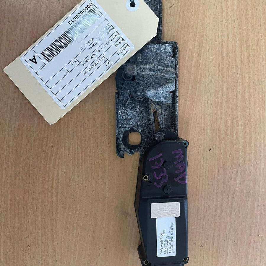 2009-2015 Audi Q7 Door Boot Gate Lock