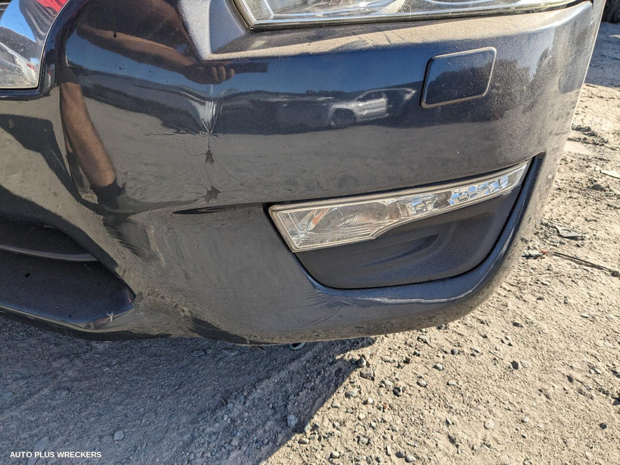 2015 Nissan Altima Right Front Door