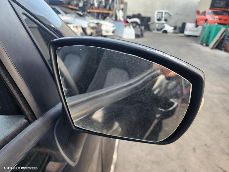 2014 Ford Ecosport Left Rear Door Sliding