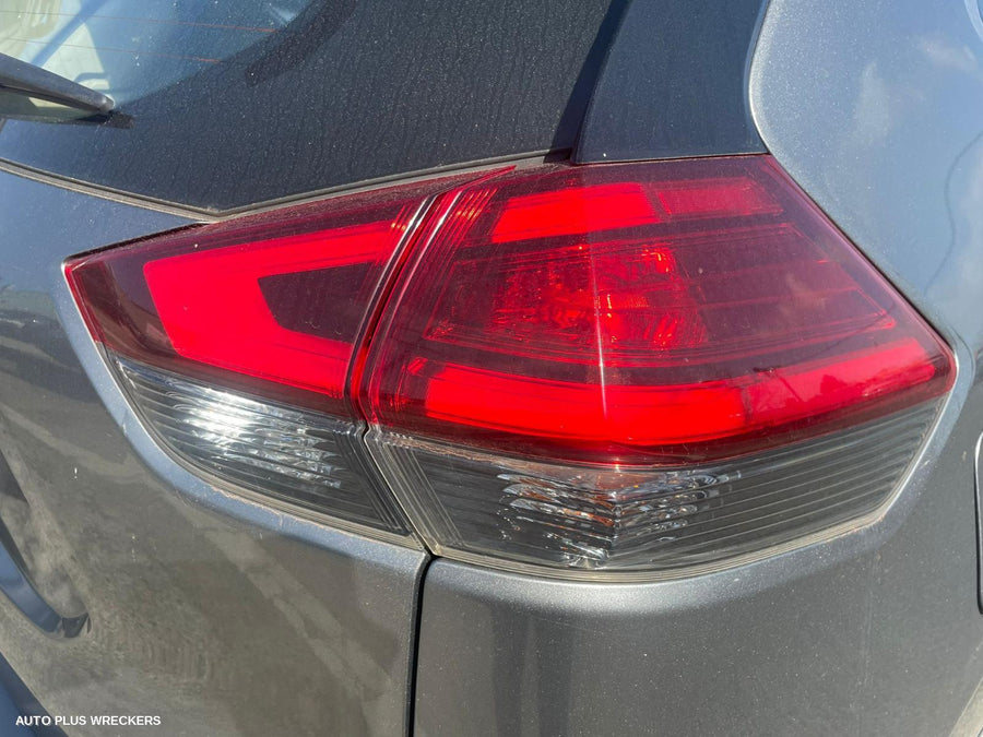 2021 Nissan Xtrail Side Step Skirt