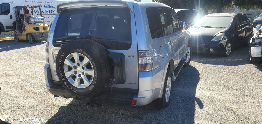 2012 Mitsubishi Pajero Fan