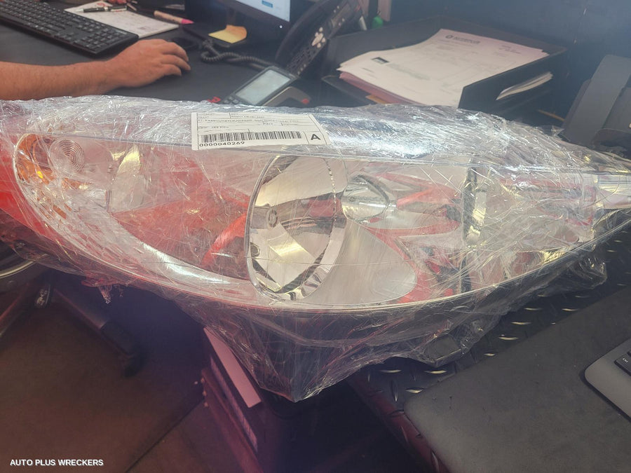 2010 Peugeot 207 Right Headlamp
