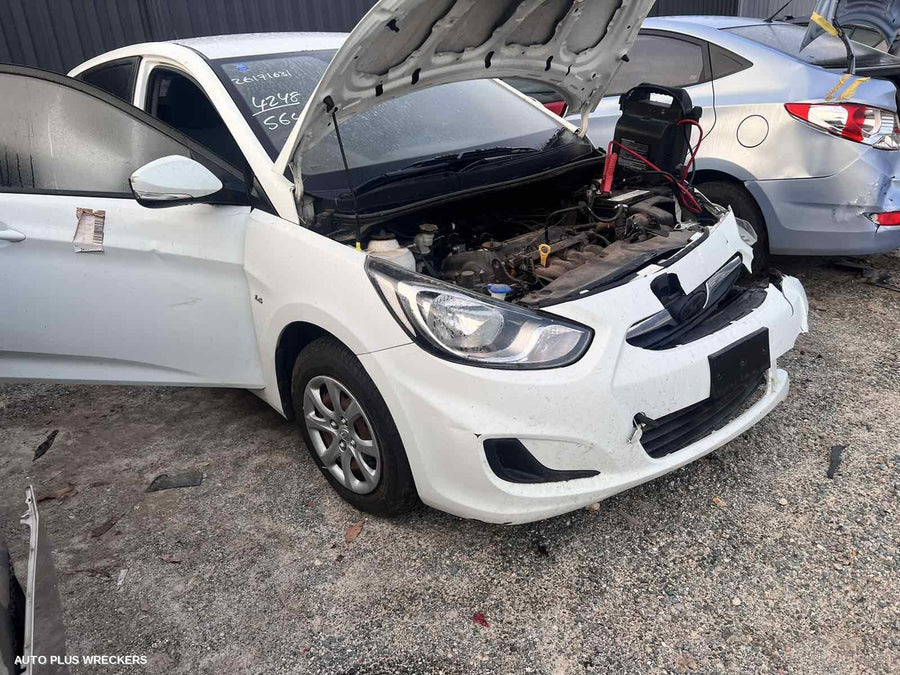 2011 Hyundai Accent Alternator