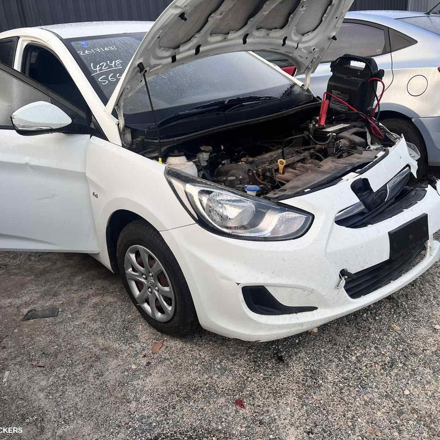2011 Hyundai Accent Alternator