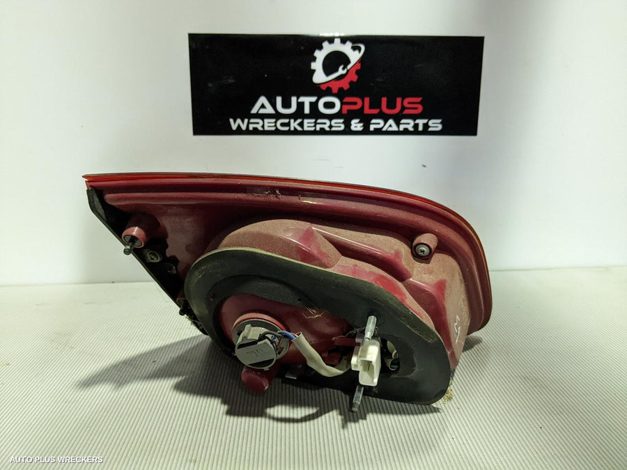 2006 Hyundai Santa Fe Rear Garnish