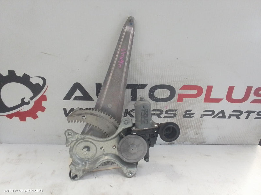 2013-2019 Toyota Corolla Right Rear Wnd Reg Motor
