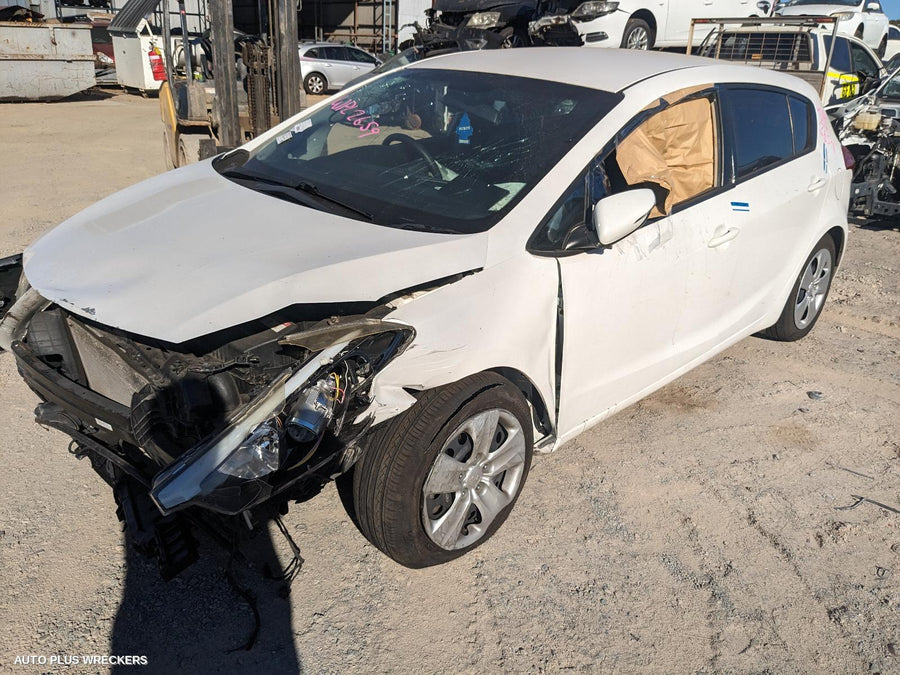 2013-2018 Kia Cerato Right Guard