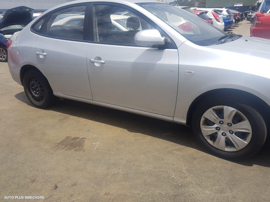 2008 HYUNDAI ELANTRA REAR GARNISH