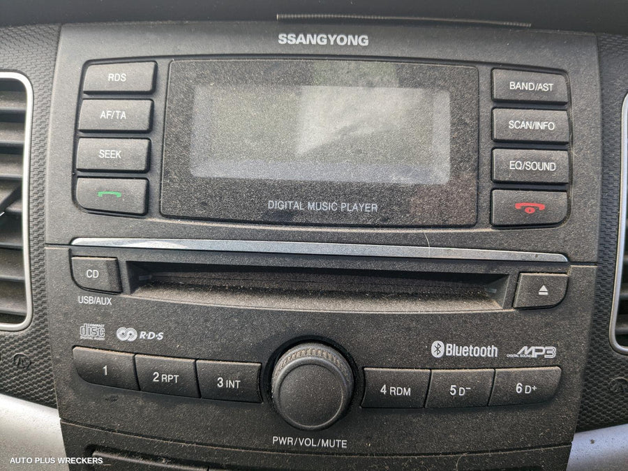 2011 Ssangyong Korando Left Headlamp