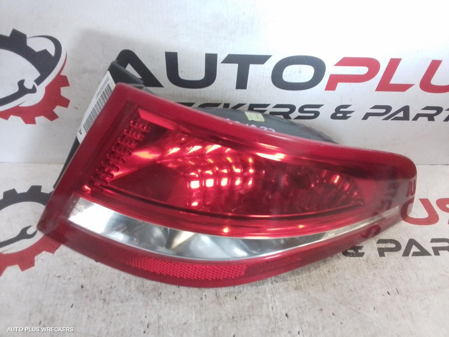 2010 Ford Falcon Right Taillight