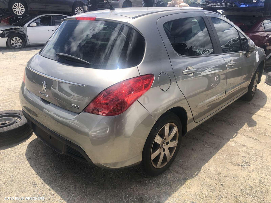 2013 Peugeot 308 Right Rear Door Sliding