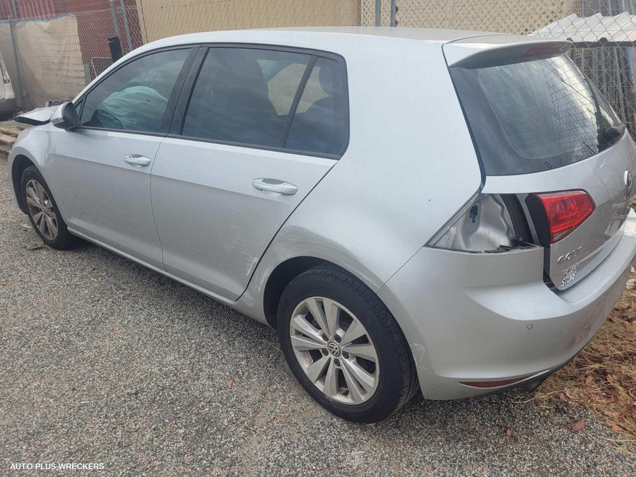 2013 Volkswagen Golf Interior Mirror