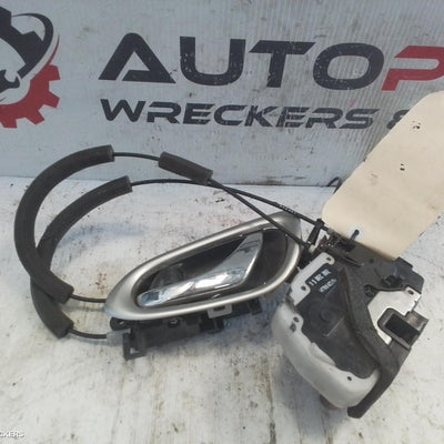 2012-2017 Nissan Pulsar Door Boot Gate Lock