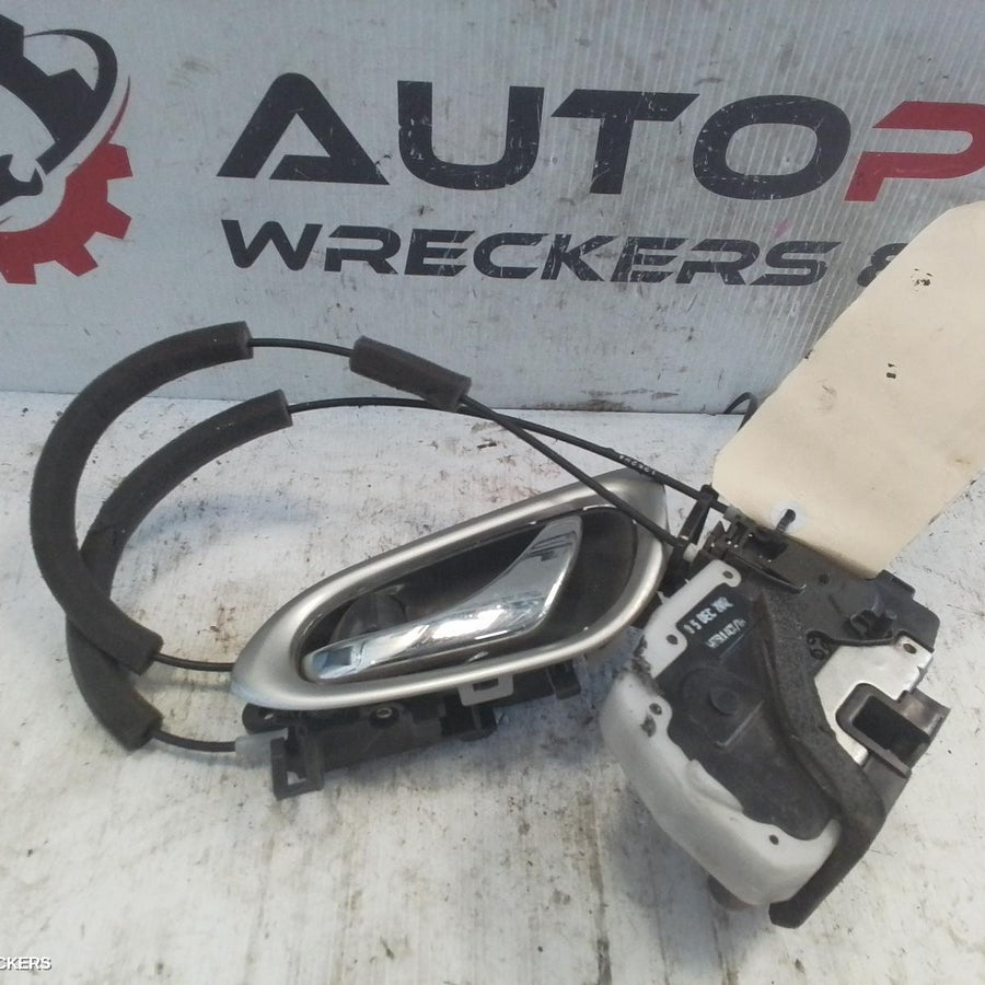 2012-2017 Nissan Pulsar Door Boot Gate Lock