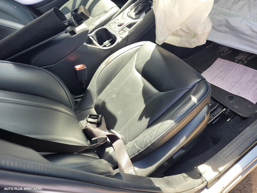 2020 Subaru Forester Body Door Mould