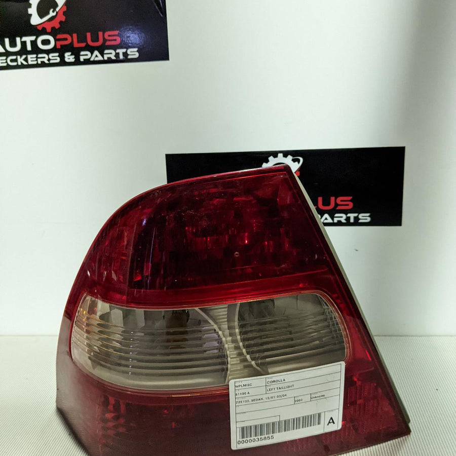 2001-2004 Toyota Corolla Left Taillight