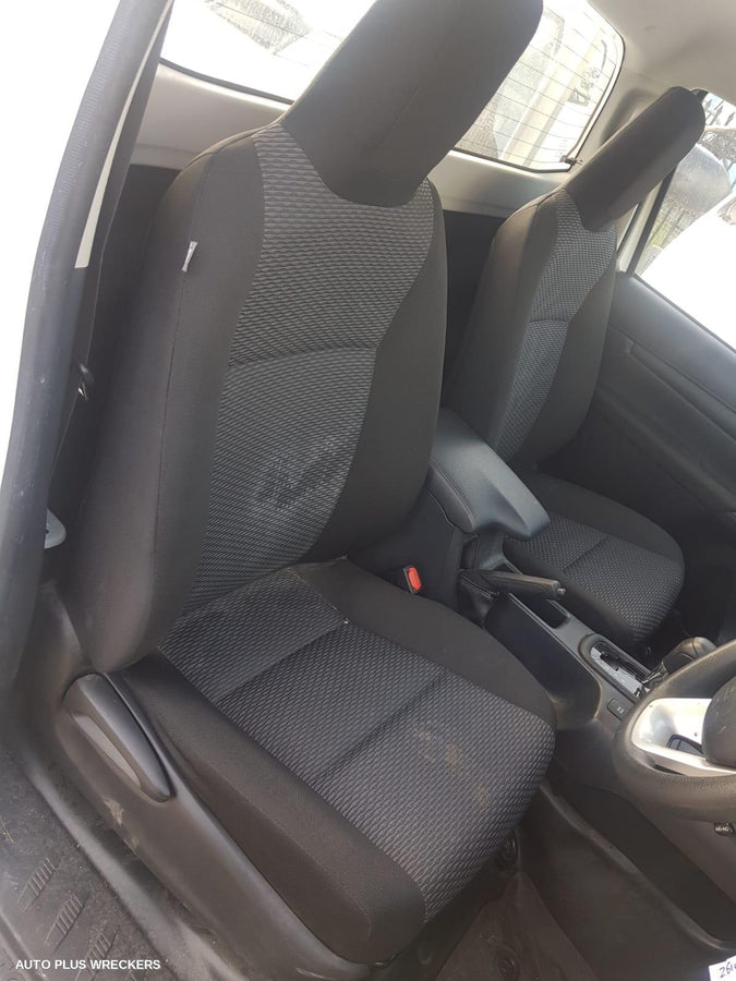 2019 Toyota Hilux Trans Gearbox