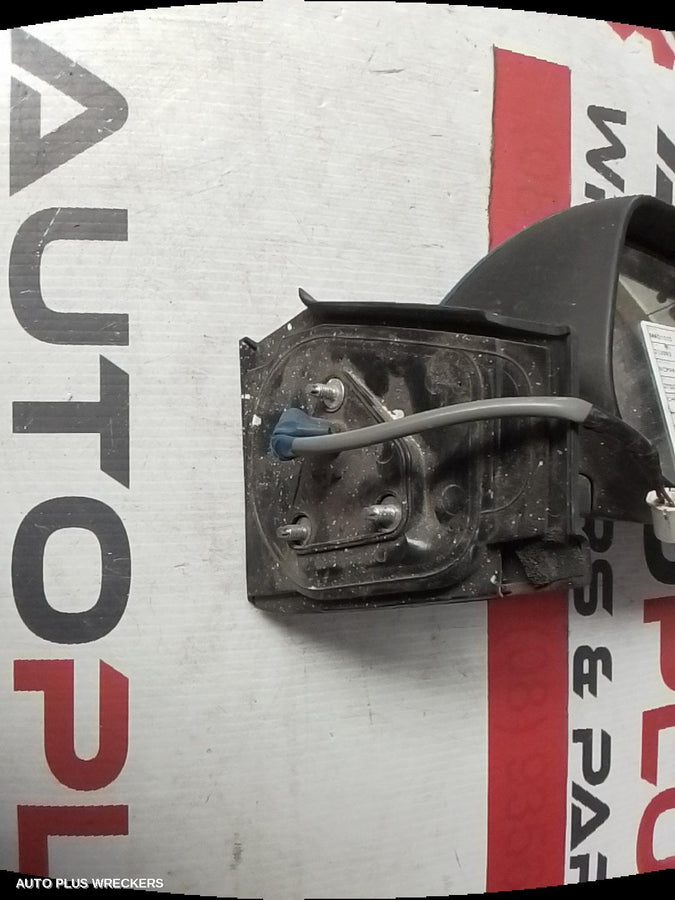 2005-2011 Toyota Yaris Right Door Mirror