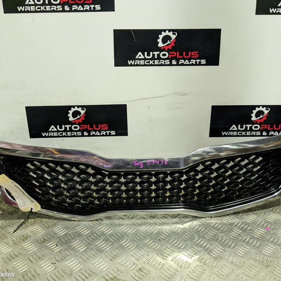 2013 Kia Optima Grille