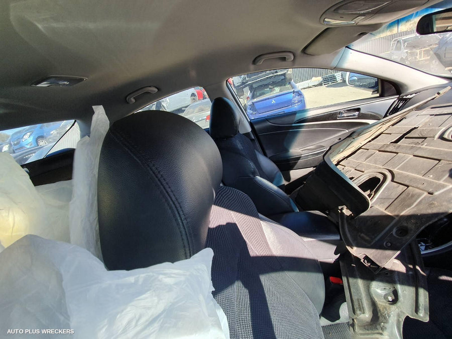 2011 Hyundai I45 Fan