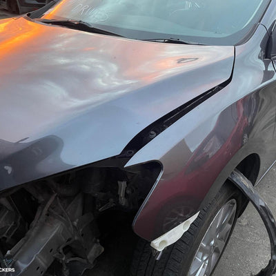 2013 Nissan Pulsar Right Guard