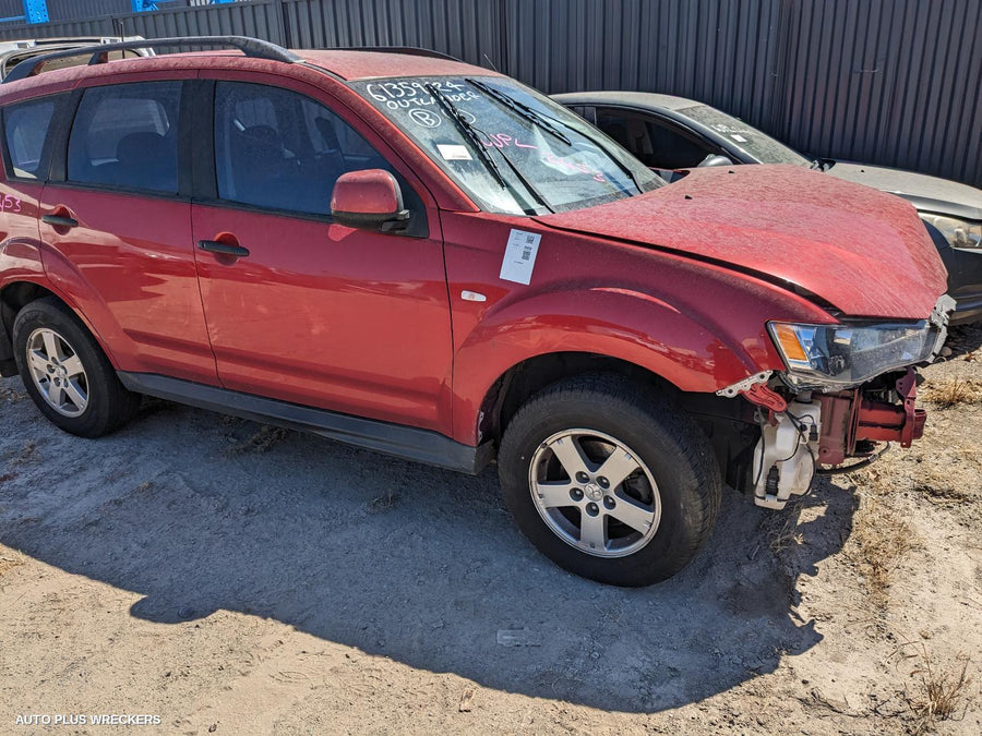 2009-2012 Mitsubishi Outlander Left Door Mirror