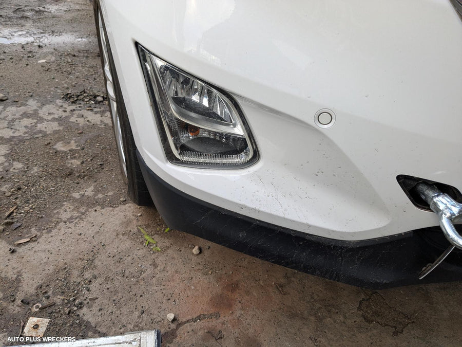 2018 Holden Equinox Side Step Skirt