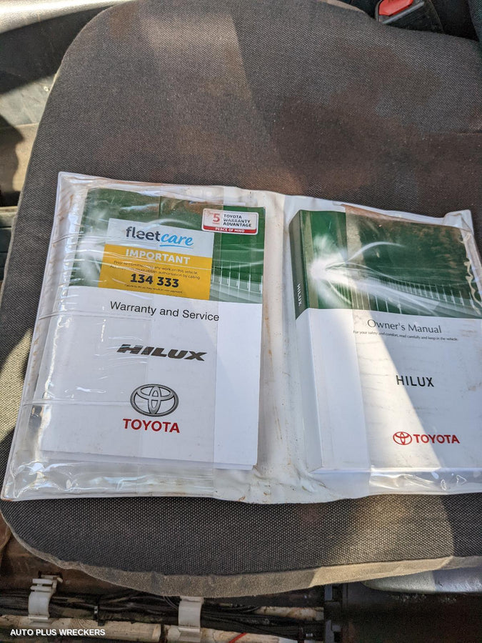 2019 Toyota Hilux Right Front Door Window