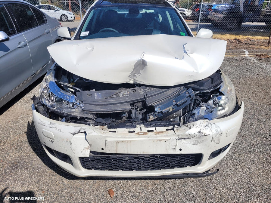 2011 Renault Latitude Right Front Door