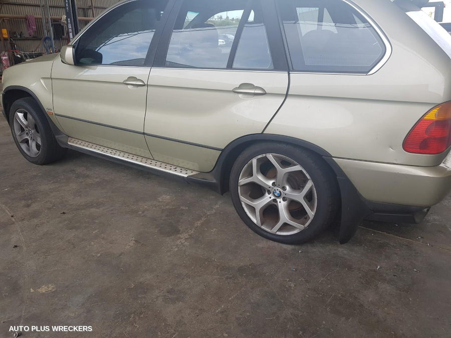 2002 Bmw X5 Rear Garnish