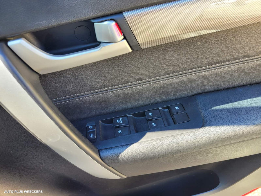 2016 Holden Captiva Rear Spoiler