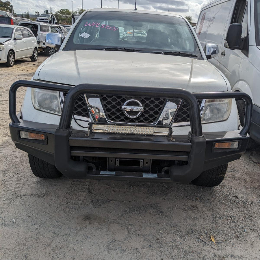 2007 Nissan Navara Console