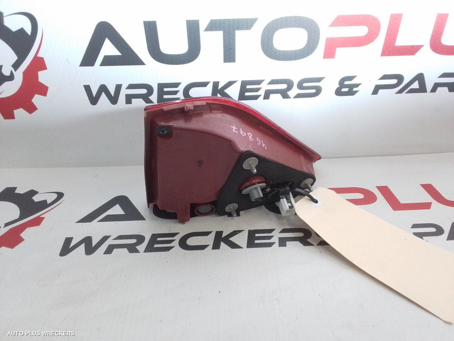 2021 Kia Stonic Rear Garnish