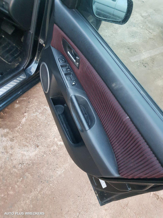 2005 Mazda 3 Rear Garnish