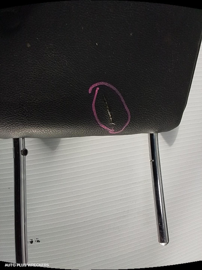 2006-2014 Mitsubishi Pajero Headrest