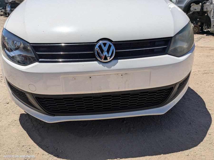 2010-2014 Volkswagen Polo Left Door Mirror