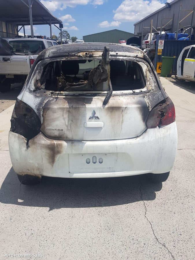 2013 Mitsubishi Mirage Left Front Door Window