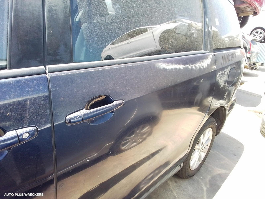 2007 TOYOTA TARAGO LEFT REAR DOOR SLIDING