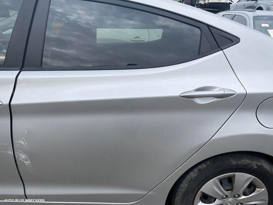2013 Hyundai Elantra Right Front Door Window