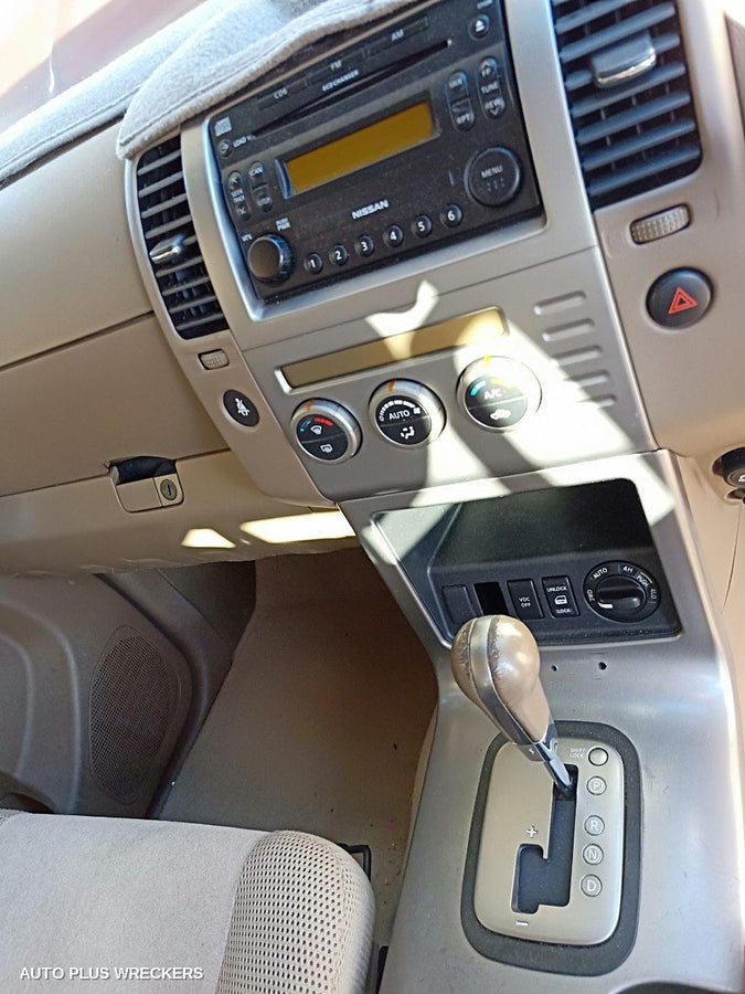 2006 Nissan Pathfinder Right Guard