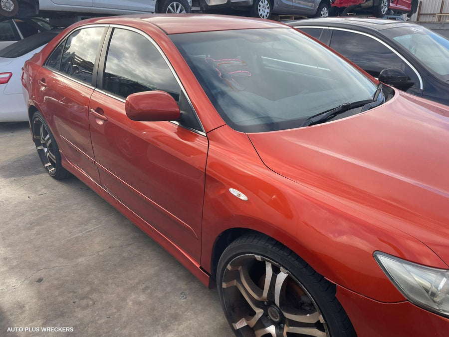 2007 Toyota Camry Rear Garnish