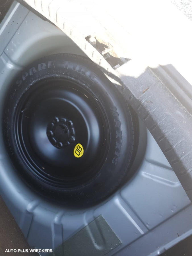 2010 Ford Focus Right Headlamp