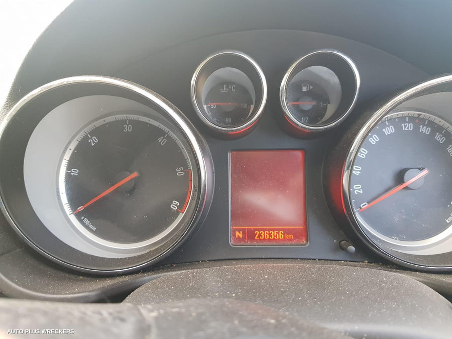 2013 Opel Insignia Right Taillight