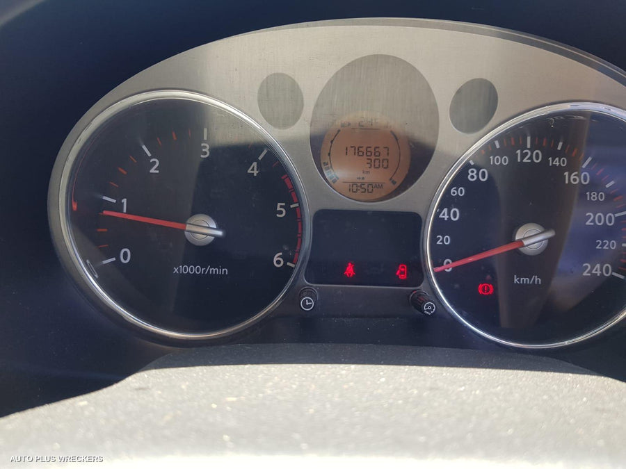 2009 Nissan Xtrail Left Front Door