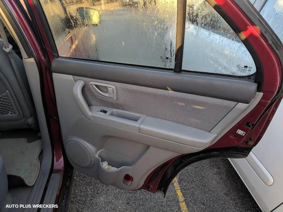 2004 Kia Sorento Left Guard