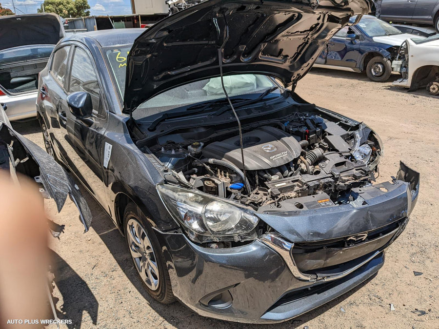 2016 Mazda 2 Antenna