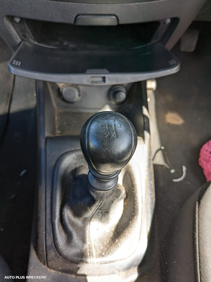 2011 Hyundai I30 Right Front Door