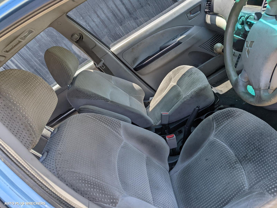 2005 Mitsubishi Grandis Bootlid Tailgate